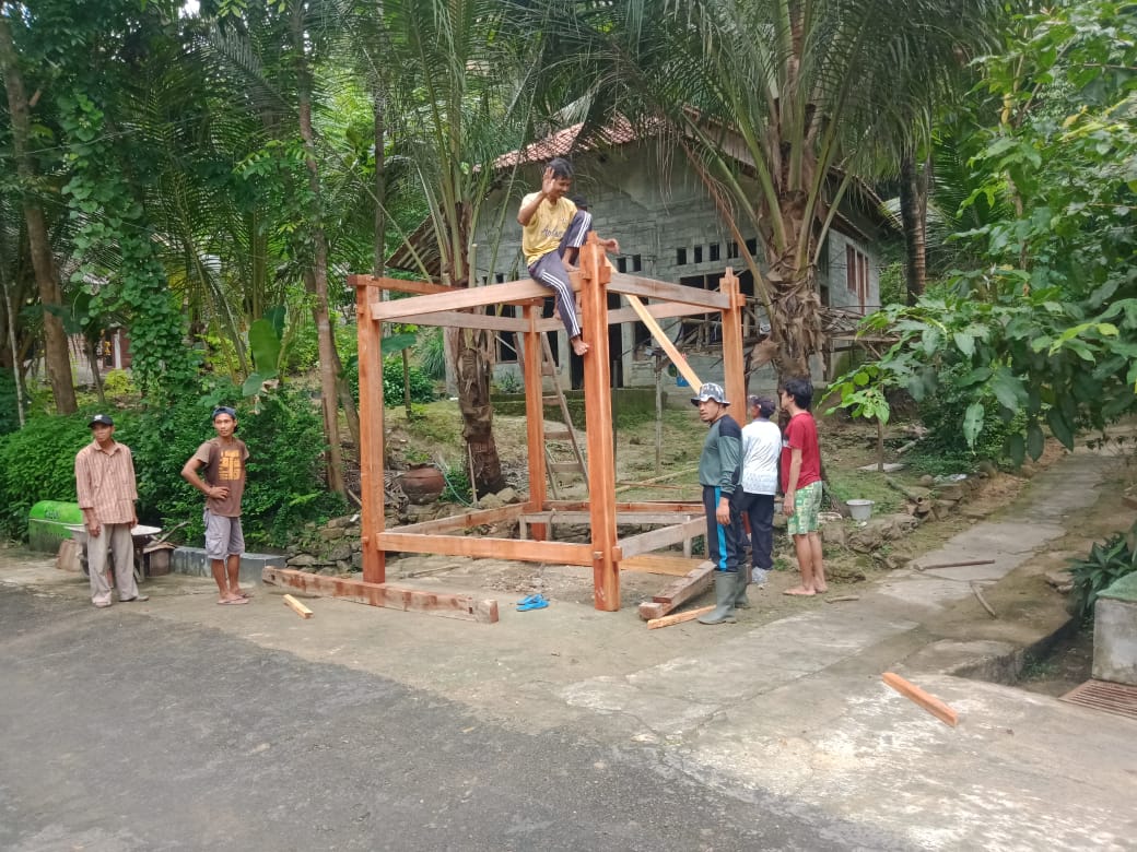 Rame Rame Bebarengan Tandang Gawe